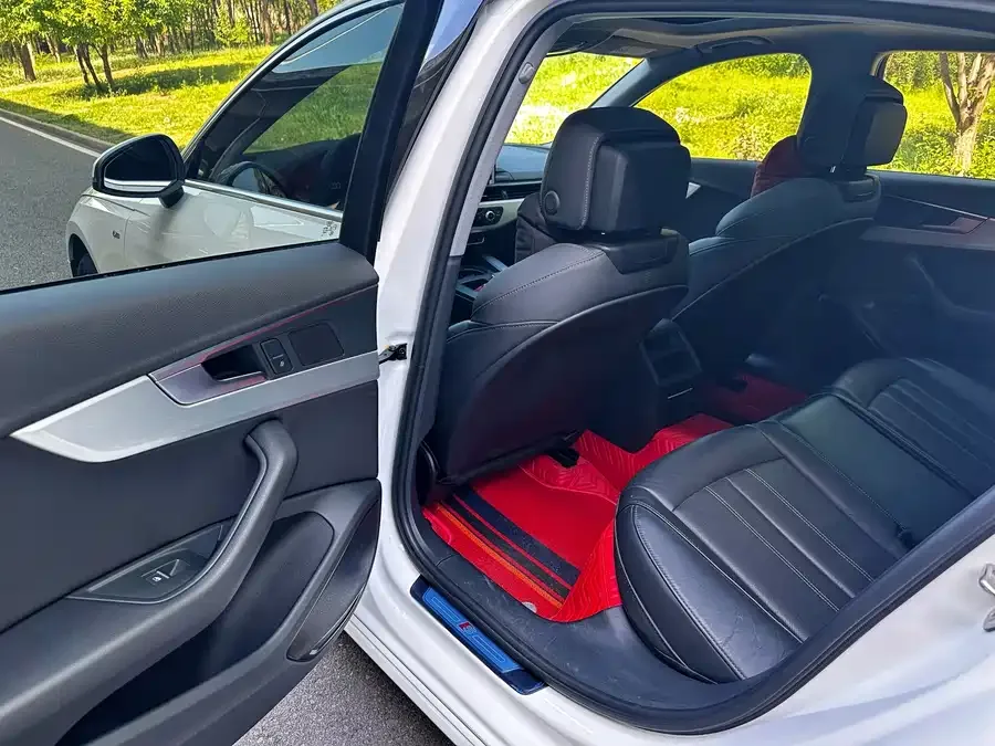 Audi a4 l 2023 40 TFSI Fashion Dynamic Edition 2023 — миниатюра 3