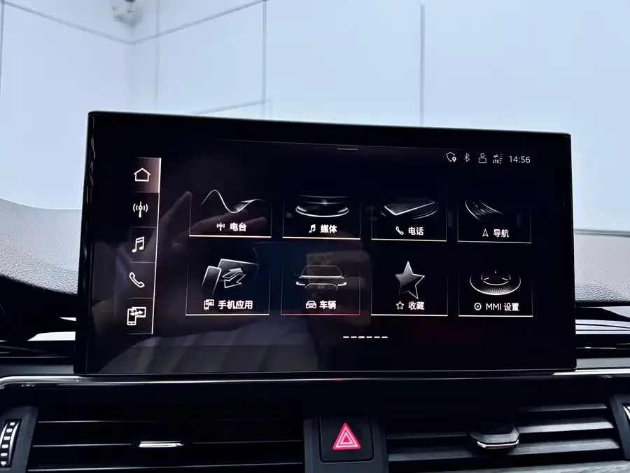 Audi a4 l 2024 40 TFSI luxury and dynamic model 2024 — миниатюра 4
