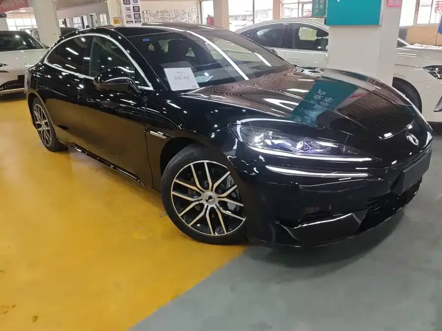 BYD Z9 Denza Z9 2024 1100km 4WD Max Edition 2024 — миниатюра 2