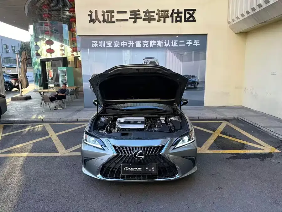 Lexus ES 2021 200 Luxury Edition 2022 — миниатюра 2