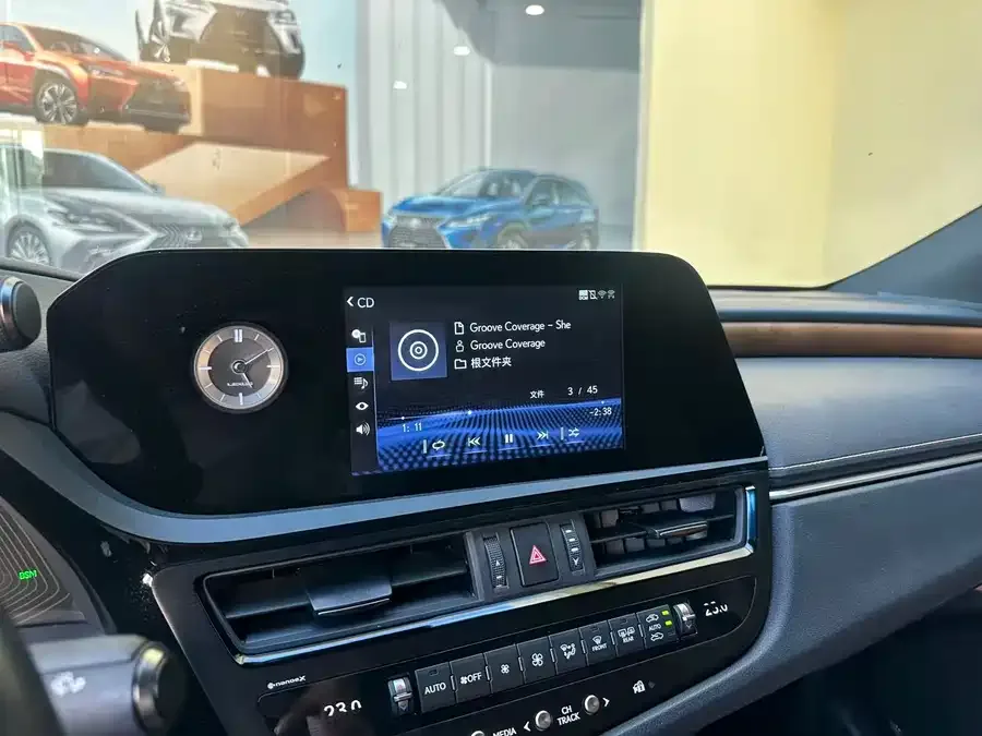 Lexus ES 2021 200 Luxury Edition 2022 — миниатюра 3