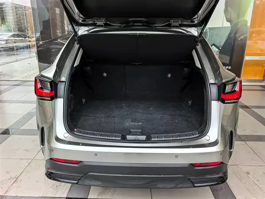 Lexus NX 2022 260 front-wheel drive Chuangyue Edition 2023 — миниатюра 5