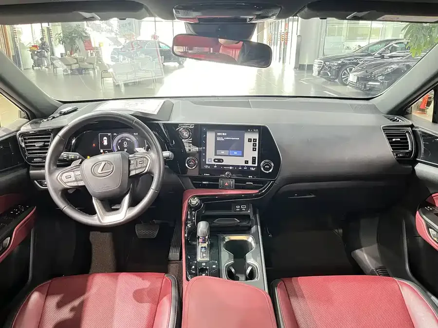Lexus NX 2022 350h front-wheel drive Chuangyue Edition 2022 — миниатюра 2