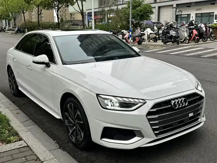 Audi a4 l 2023