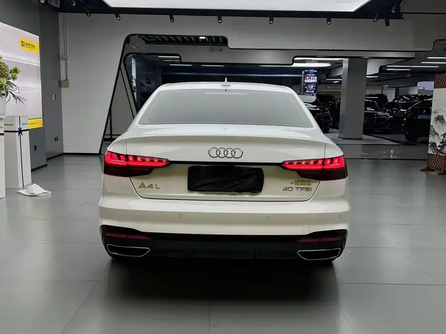 Audi a4 l 2025 2 million units Enjoyable Edition 40 TFSI Luxury Dynamic Edition 2026 — миниатюра 5