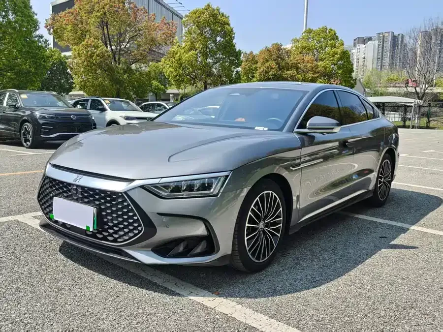 BYD Second-hand Han 2022 DM-i 121KM Premium Edition 2023 — фото 1, купить с доставкой в Москву