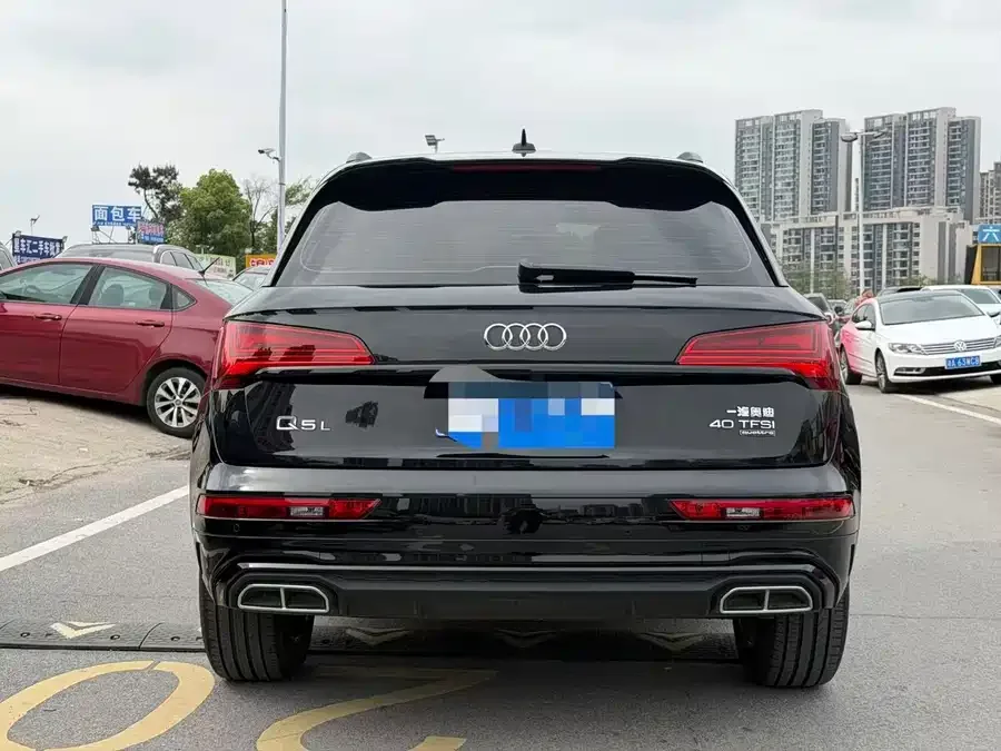 Audi Q5L 2025 40 TFSI Luxury Dynamic Edition 2026 — миниатюра 5