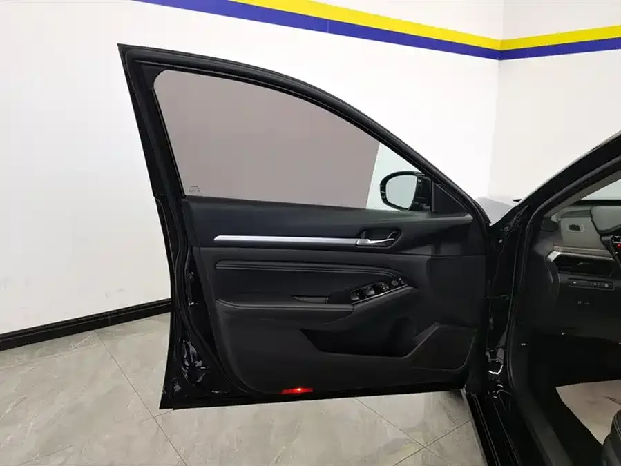 Nissan Altima Teana 2021 2.0L XL Comfort Edition 2022 — миниатюра 4