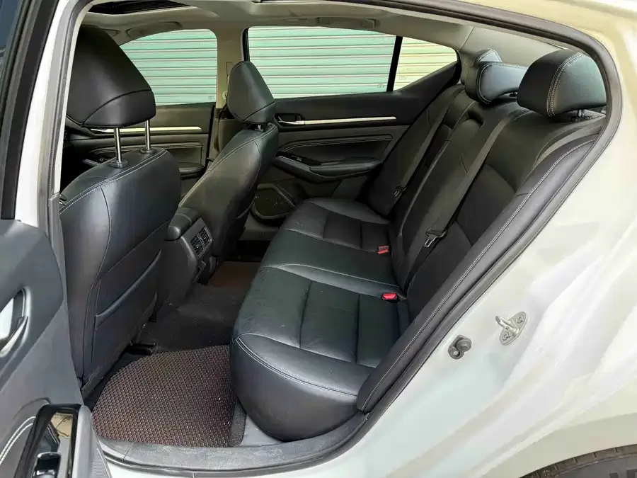 Nissan Altima 2022 Teana 2.0L XL-TLS Enjoy Edition 2023 — миниатюра 4