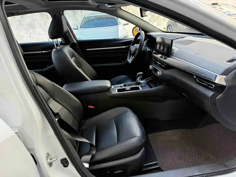 Nissan Altima 2022 Teana 2.0L XL-TLS Enjoy Edition 2023 — миниатюра 5