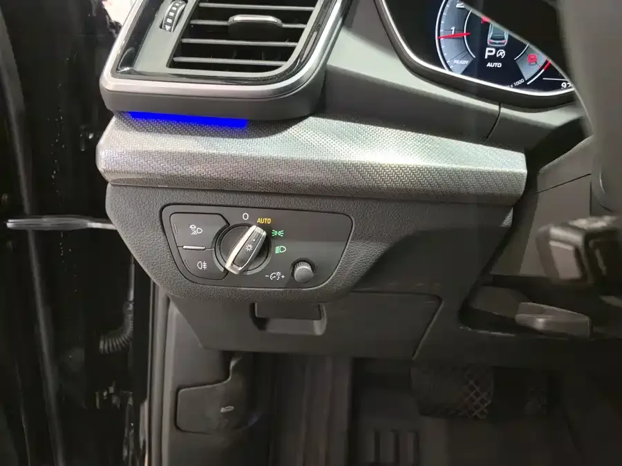Audi Q5L 2022 40T luxury and dynamic model 2022 — миниатюра 3
