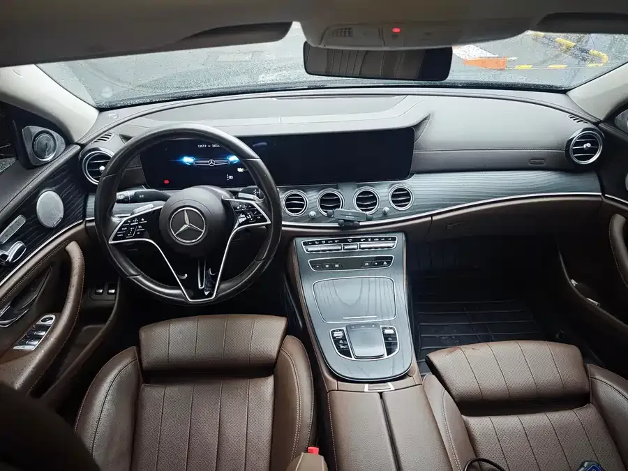 Mercedes-Benz E-class new energy Mercedes-Benz E-Class New Energy 2022 Model E 350 e L Plug-in Hybrid Sedan 2022 — миниатюра 2