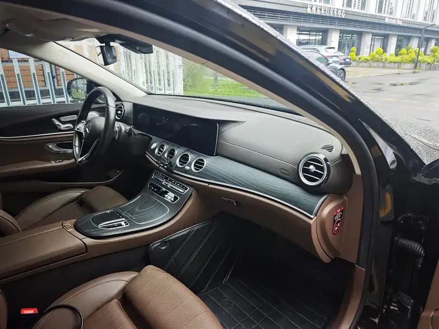 Mercedes-Benz E-class new energy Mercedes-Benz E-Class New Energy 2022 Model E 350 e L Plug-in Hybrid Sedan 2022 — миниатюра 5
