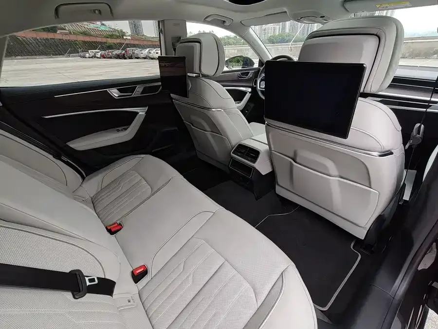 Audi A7L 2024 55 TFSI quattro Flagship 2026 — миниатюра 5
