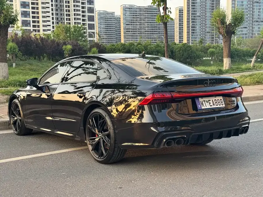 Audi A7L 2023 45 TFSI quattro S-line Black Warrior Edition 2023 — миниатюра 3