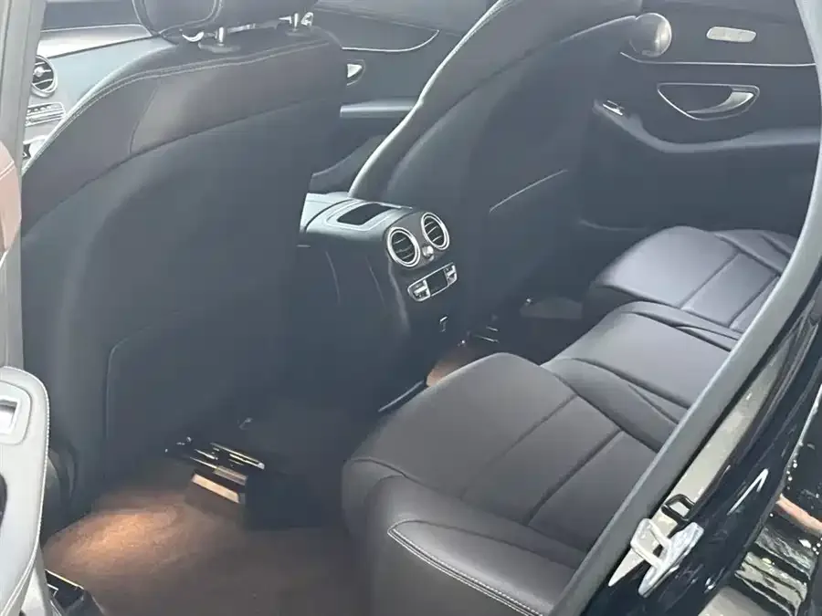 Mercedes-Benz GLC-Class Mercedes-Benz GLC 2022 GLC 300 L 4MATIC Dynamic 2023 — миниатюра 3