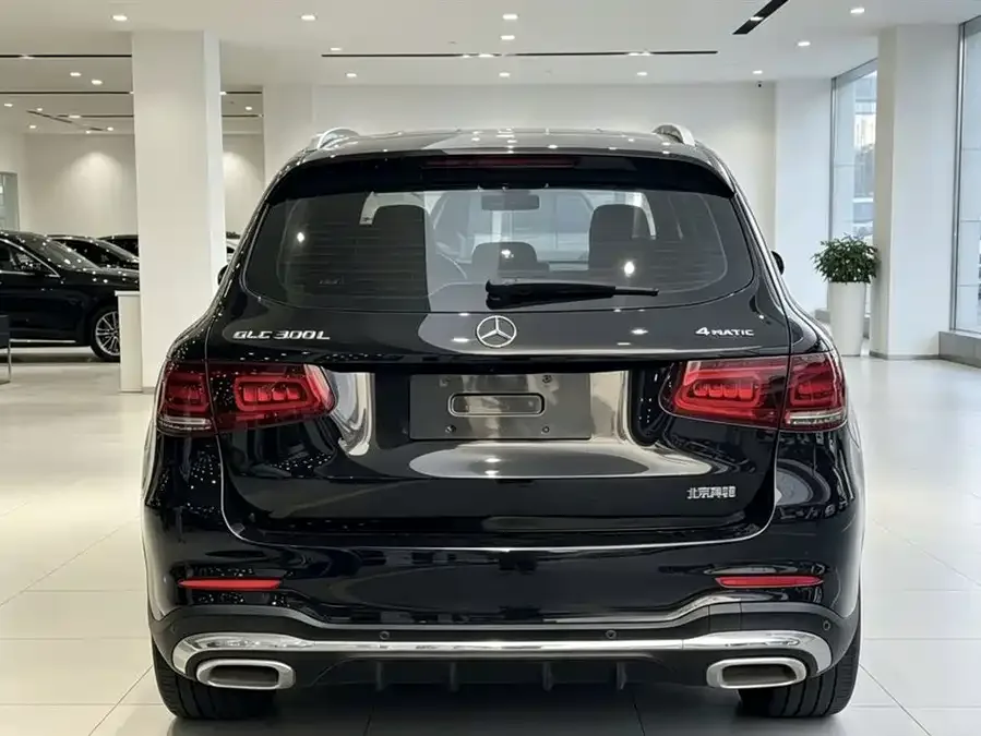 Mercedes-Benz GLC-Class Mercedes-Benz GLC 2022 GLC 300 L 4MATIC Dynamic 2023 — миниатюра 4