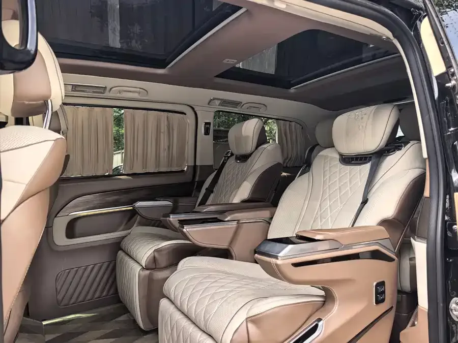 Mercedes-Benz Class V Mercedes-Benz V-Class 2021 V 260 Pilot Edition 2022 — миниатюра 2
