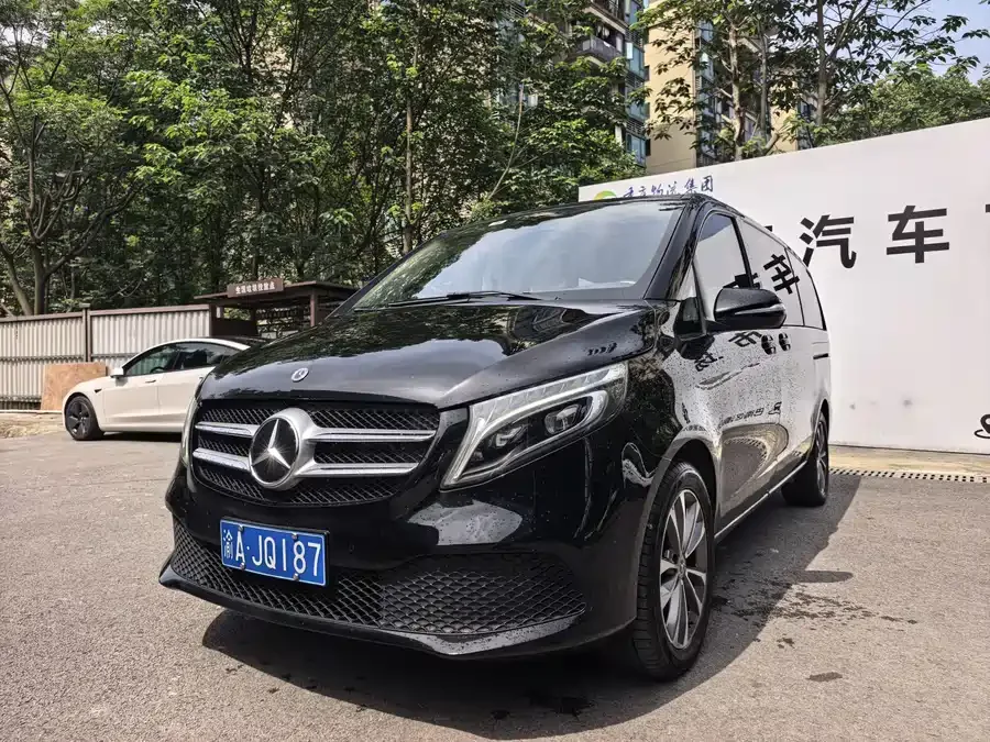 Mercedes-Benz Class V Mercedes-Benz V-Class 2021 V 260 Pilot Edition 2022 — фото 1, купить с доставкой в Москву