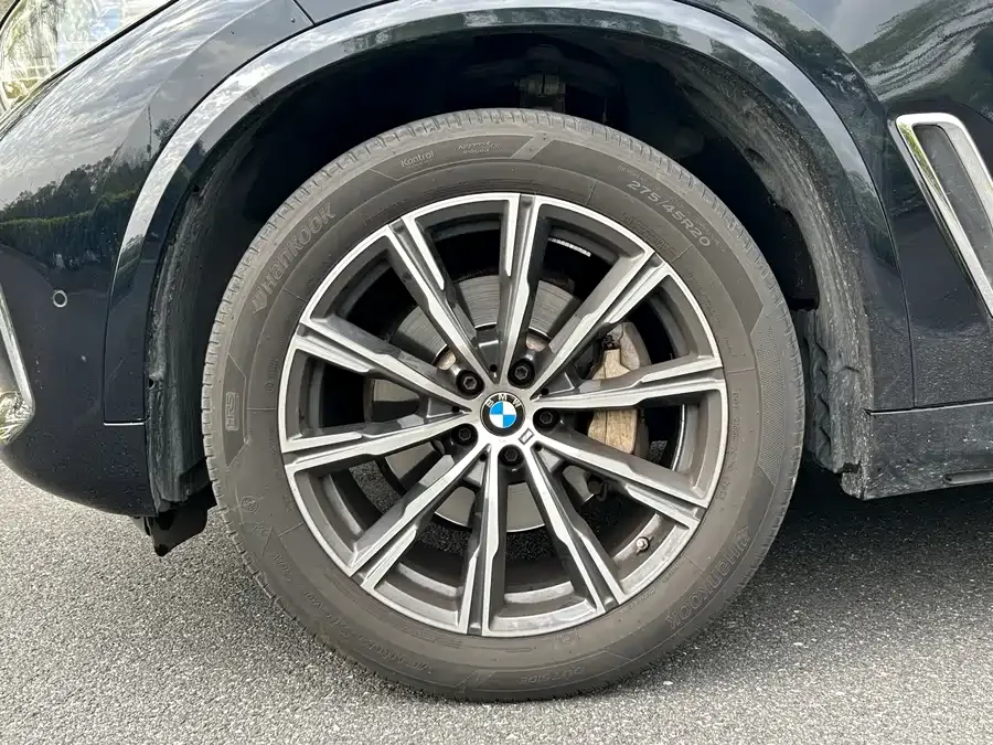 BMW X5 2023 xDrive 30Li Exclusive M Sport Package 2023 — миниатюра 5