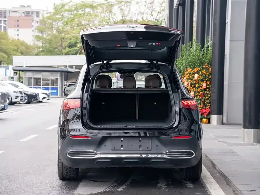 Mercedes-Benz EQE SUV Mercedes-Benz EQE SUV 2024 500 4MATIC Luxury Edition 2024 — миниатюра 3