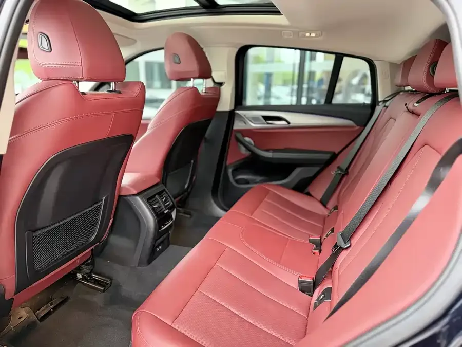 BMW X4 2022 xDrive 25i M Sport Package 2022 — миниатюра 3