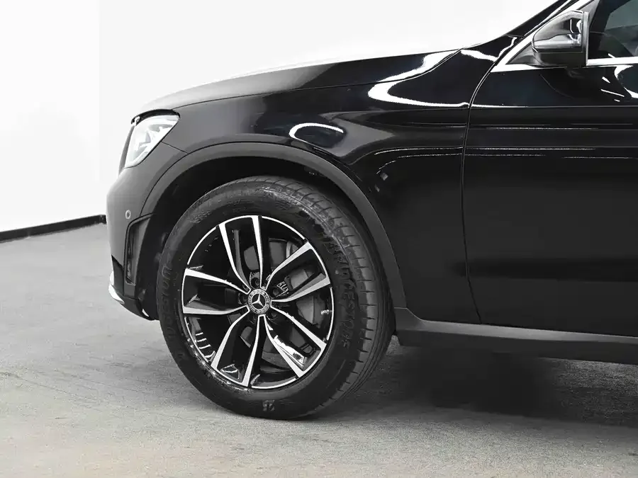 Mercedes-Benz GLC-Class Mercedes-Benz GLC 2022 GLC 260 L 4MATIC Luxury Edition 2022 — миниатюра 5
