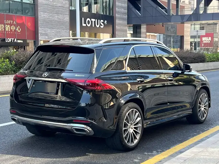 Mercedes-Benz GLE Mercedes-Benz GLE 2024 GLE 450 4MATIC Luxury Edition 2023 — миниатюра 2