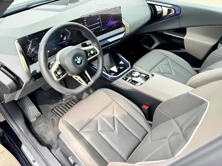 BMW X3 2025 xDrive30L Leading M Sports Package 2025 — миниатюра 3