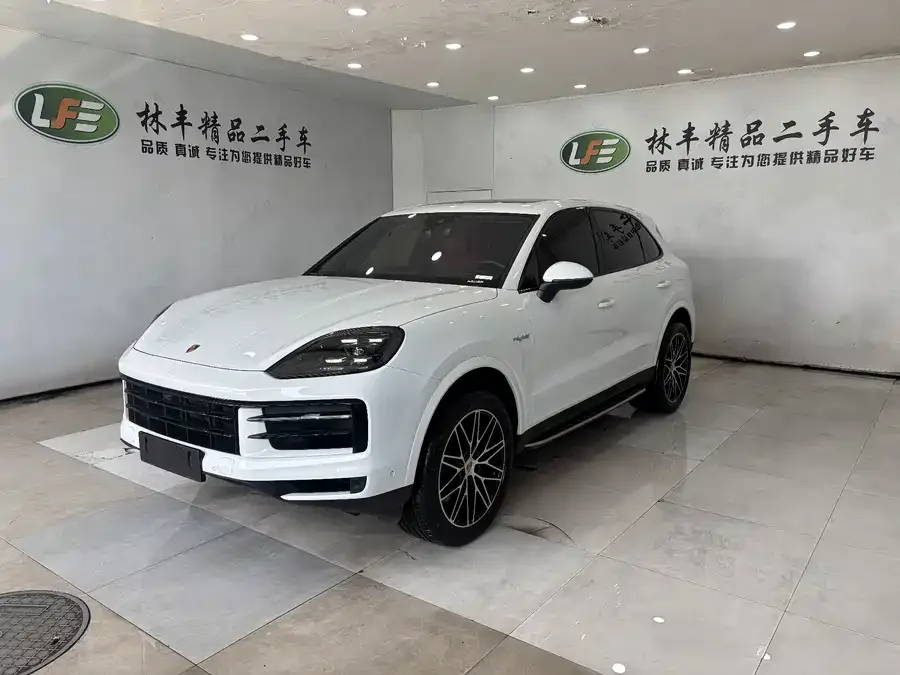Porsche Cayenne New Energy 2024