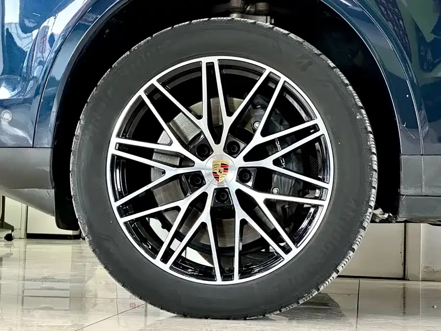 Porsche Cayenne Cayenne 2024 Cayenne 3.0T 2024 — миниатюра 2