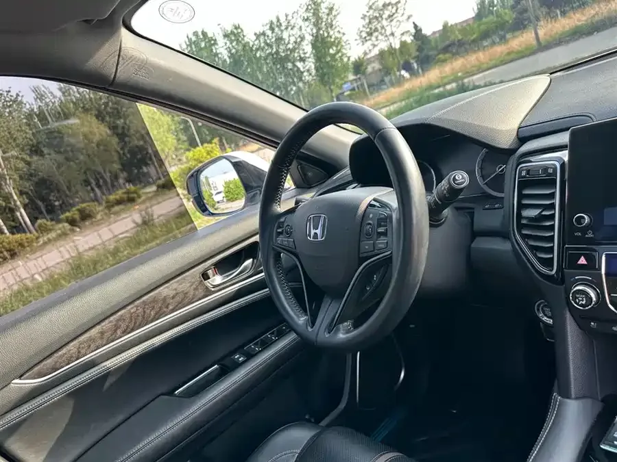 Honda UR-V 2020 370TURBO 4WD Honor Edition 2023 — миниатюра 5