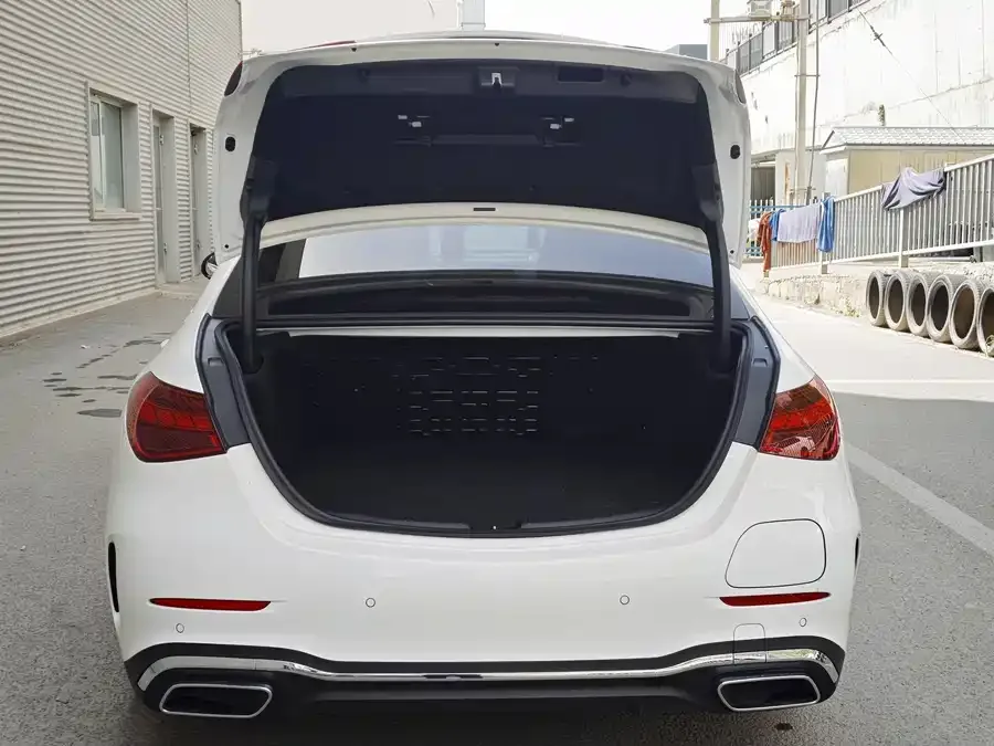 Mercedes-Benz C-class new energy Mercedes-Benz C-Class New Energy 2025 Model C 350 eL 2025 — миниатюра 3