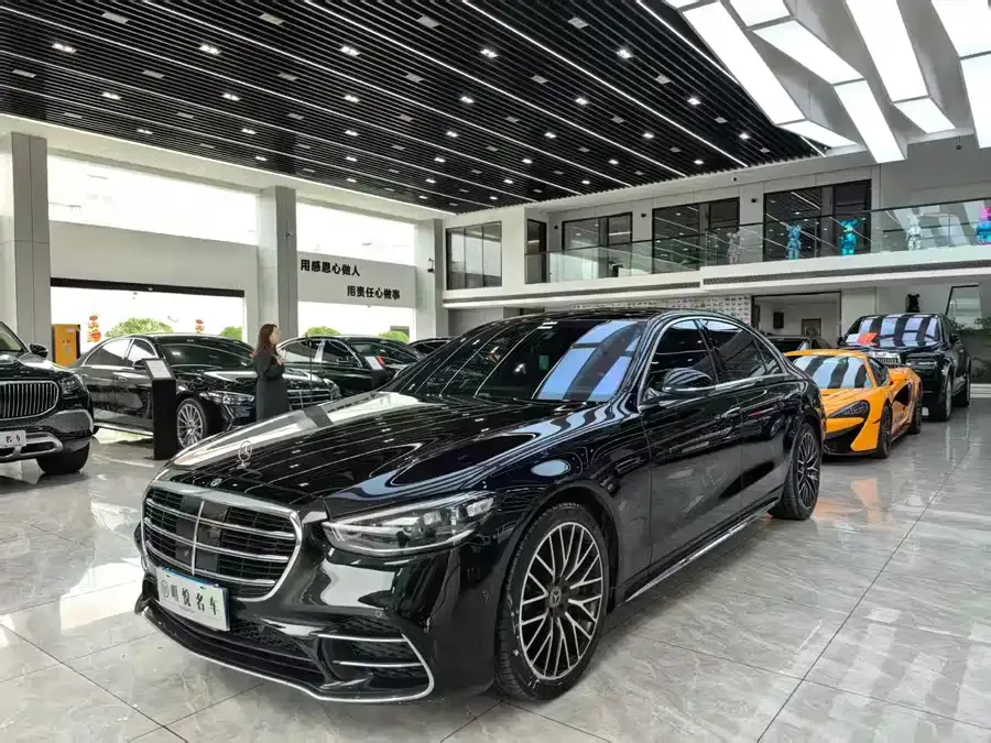 Mercedes-Benz S-Класс 2023