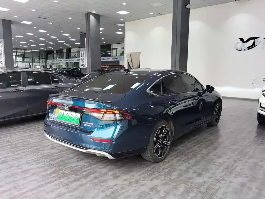 Honda Accord New Energy Accord New Energy 2023 2.0L e:PHEV Flagship Edition 2024 — миниатюра 5