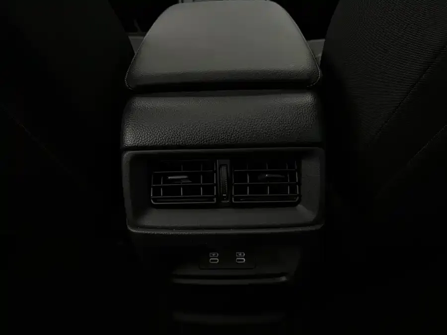 Honda Breeze Haoying 2023 240TURBO 2WD Elite Edition 5 Seaters 2024 — миниатюра 3