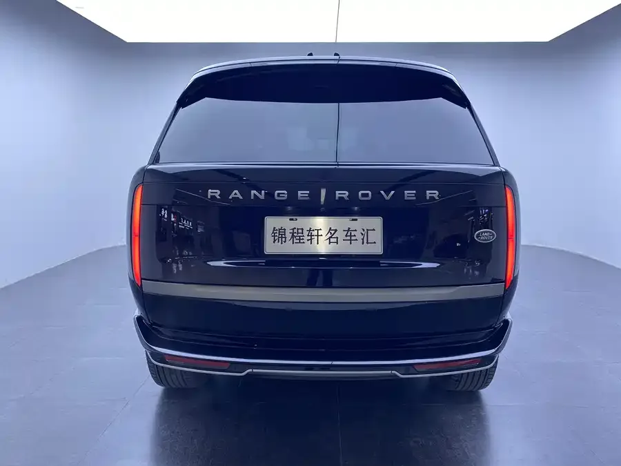 Land Rover Range Rover Range Rover 2024 3.0 L6 400PS Grand Extended Edition 7 Seaters 2024 — миниатюра 2