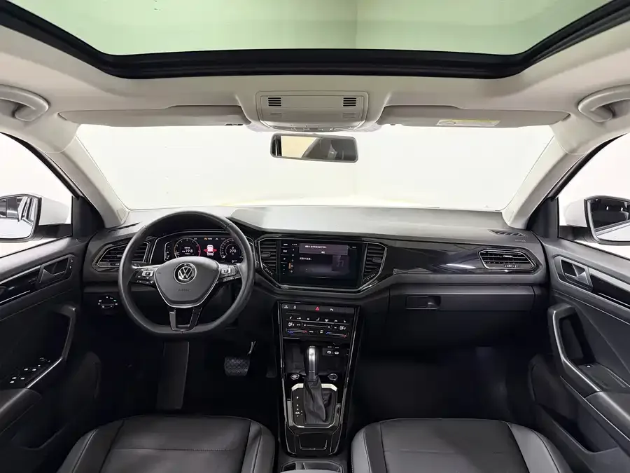 Volkswagen T-ROC T-ROC 2022 280TSI DSG 2WD Comfort PLUS 2022 — миниатюра 5