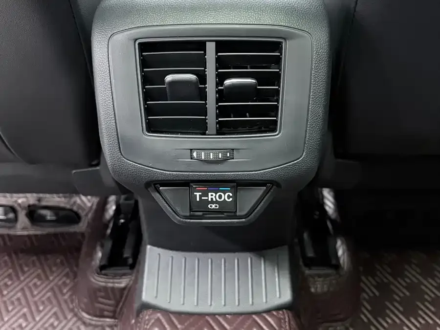 Volkswagen T-ROC T-ROC 2023 280TSI DSG 2WD Time Edition 2023 — миниатюра 5
