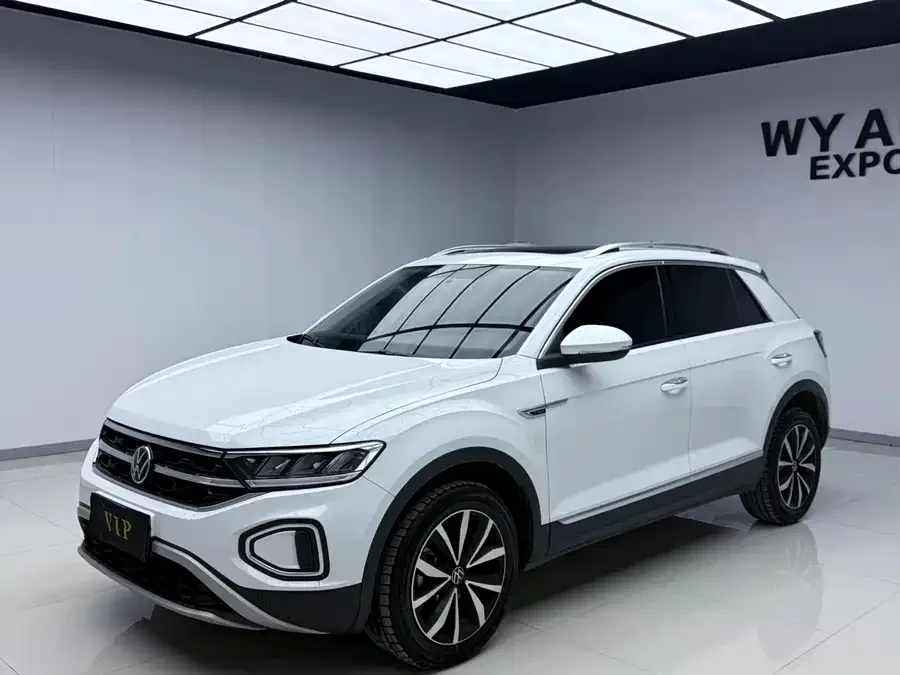 Volkswagen T-ROC T-ROC 2023 280TSI DSG 2WD Time Edition 2023 — фото 1, купить с доставкой в Москву