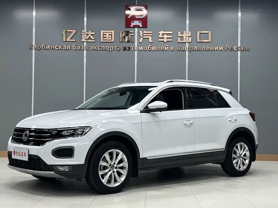 Volkswagen T-ROC T-ROC 2022 280TSI DSG 2WD Elite PLUS 2022 — фото 1, купить с доставкой в Москву