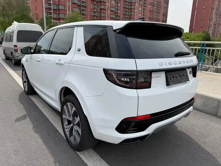 Land Rover Pre-owned Discovery Sports Discovery Sport 2025 249PS Performance Technology Edition 2025 — миниатюра 5