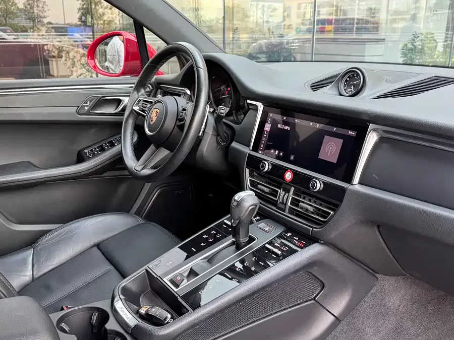 Porsche Macan Macan 2022 Macan 2.0T 2023 — миниатюра 2