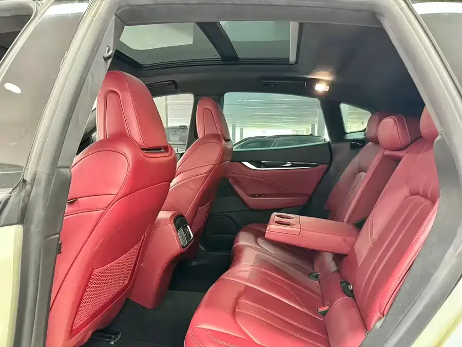 Maserati Levante Levante 2022 3.0T Modena 2022 — миниатюра 2