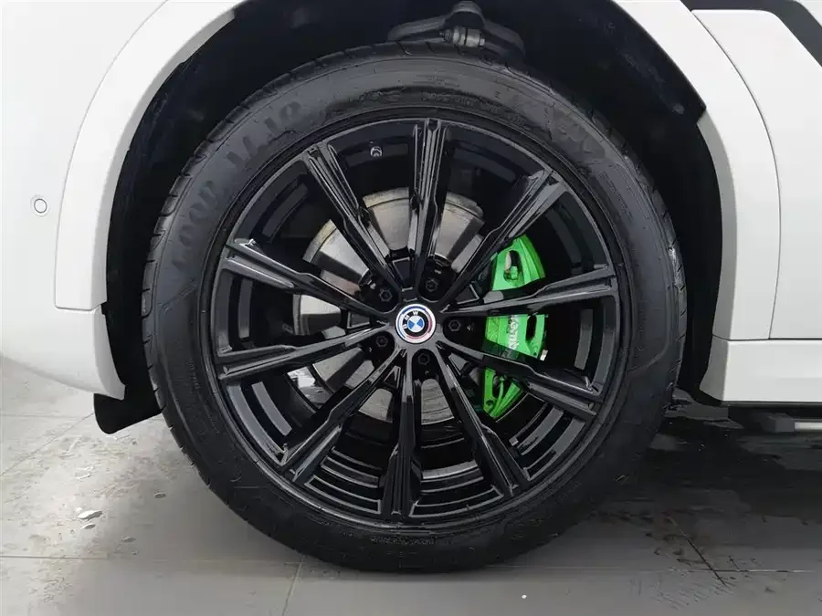 BMW X6 2022 facelift xDrive40i M Sport package 2022 — миниатюра 5