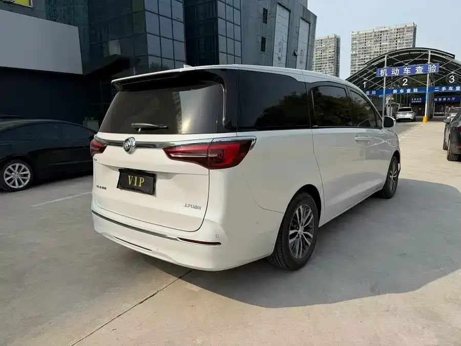 Buick GL8 2022 ES Lu Zun 653T Exclusive model 2022 — миниатюра 5