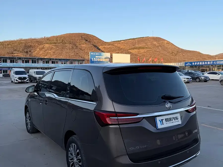 Buick GL8 2022 Land Business Class 652T Comfort Edition 2022 — миниатюра 4