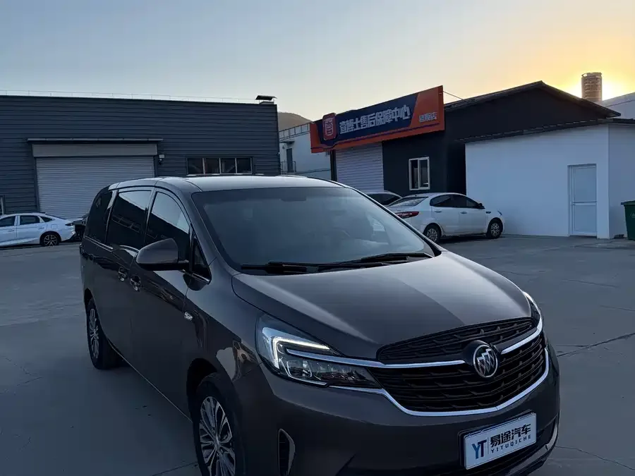 Buick GL8 2022 Land Business Class 652T Comfort Edition 2022 — фото 1, купить с доставкой в Москву