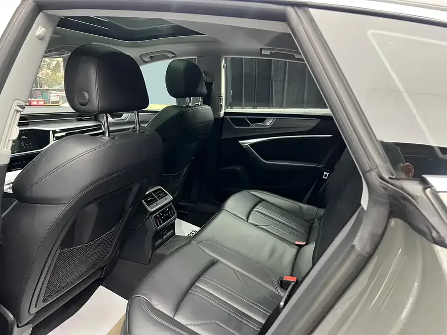 Audi A7 2023 45 TFSI Premium Edition 2023 — миниатюра 2