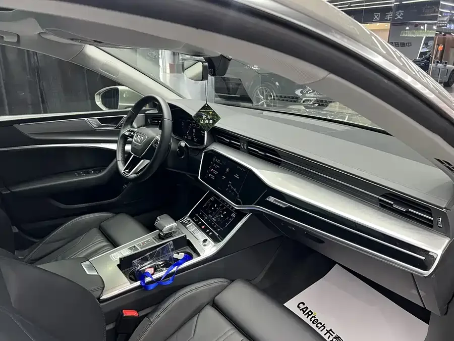 Audi A7 2023 45 TFSI Premium Edition 2023 — миниатюра 3